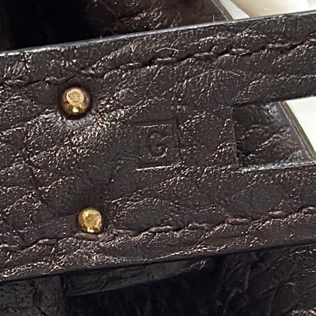 Vintage Hermes Kelly 28 Havana Brown Togo Leather Gold Hardware G Stamp - Saika Collective. Stamp close up.