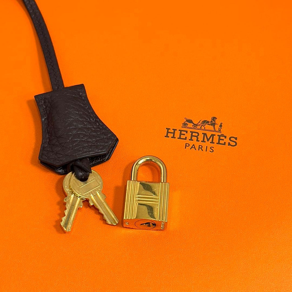 Vintage Hermes Kelly 28 Havana Brown Togo Leather Gold Hardware G Stamp - Saika Collective. Box and lock.