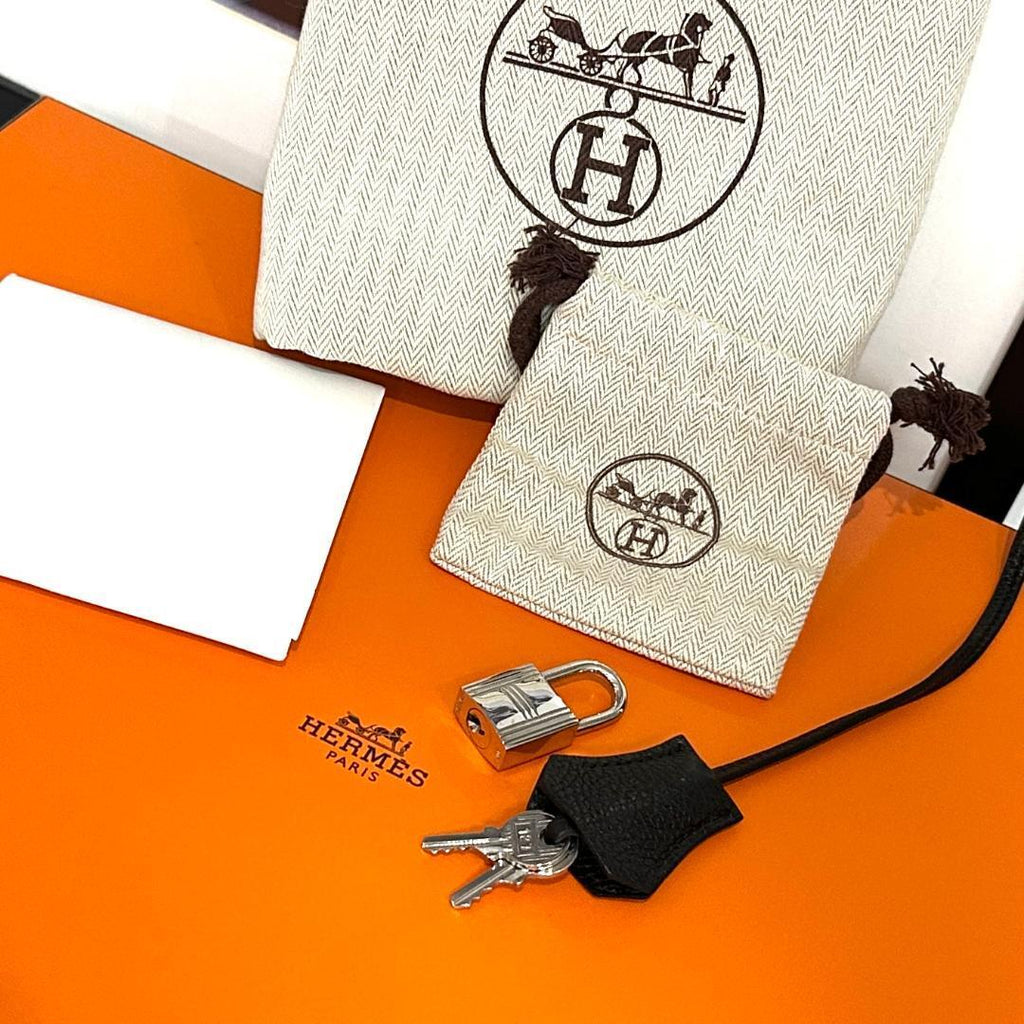 Hermès Birkin 30 – Black Togo Leather with Palladium Hardware (□M Stamp, Full Set)